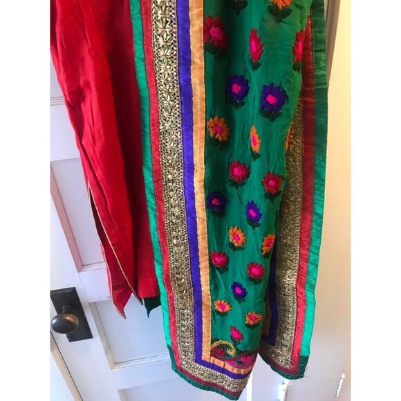 Handmade Silk Punjabi Suit Traditional Indian Outfit - Picture 5 of 8